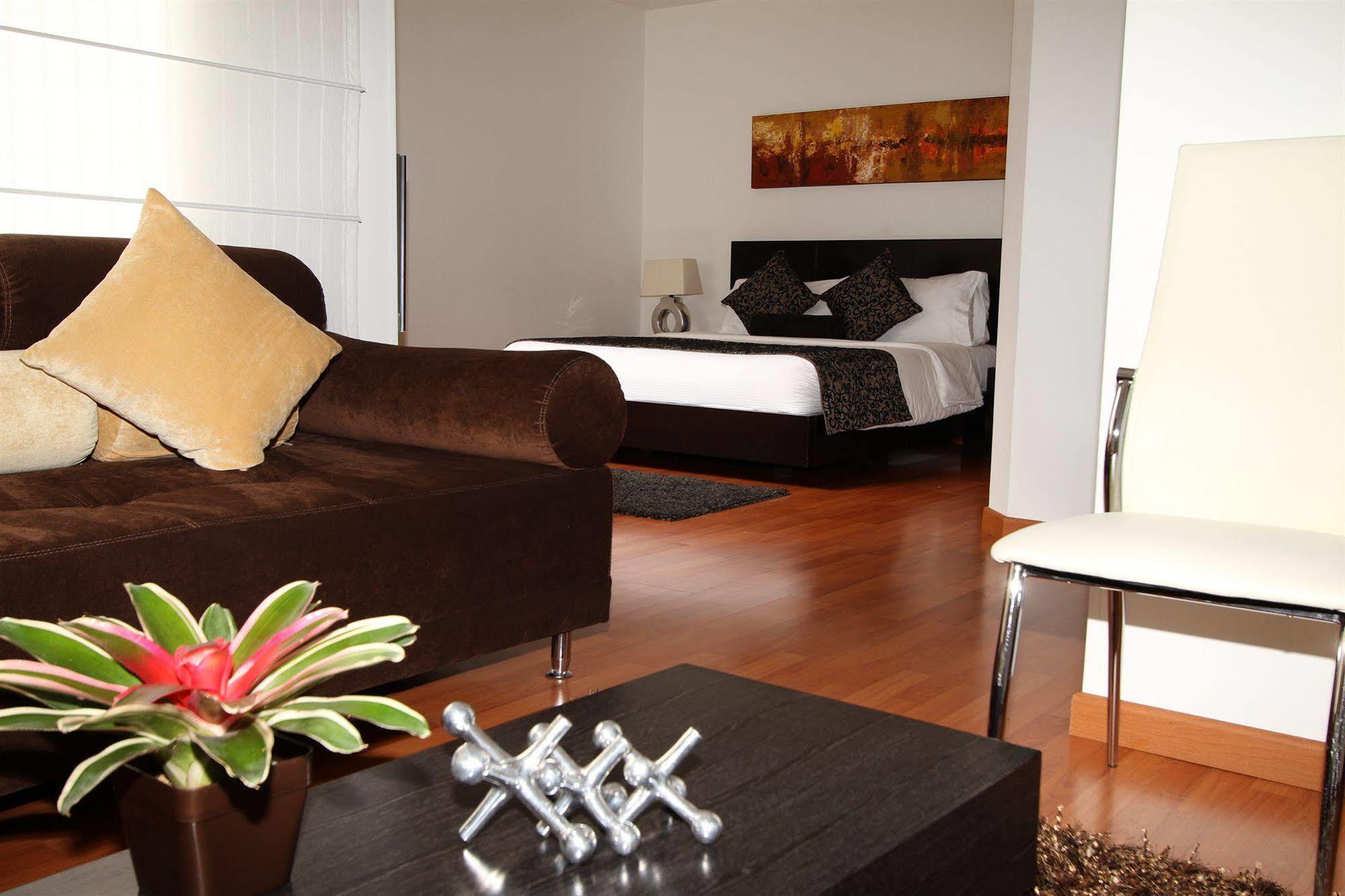 Hotel Suites 108 Bogotá Exteriör bild